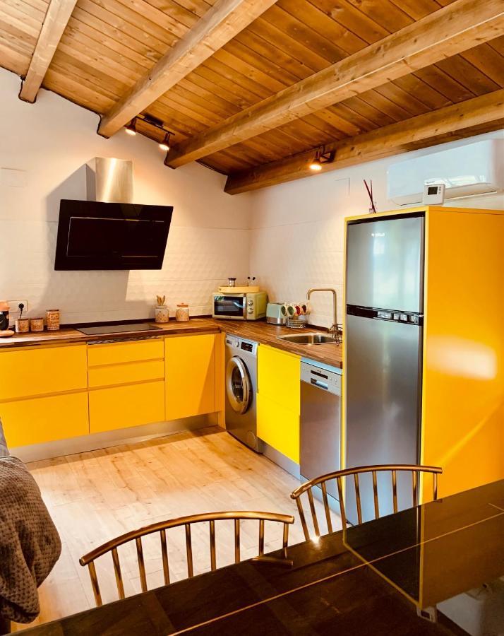 Apartamentos En El Valle Del Jerte Flores Para Angela Cabezuela Del Valle Luaran gambar
