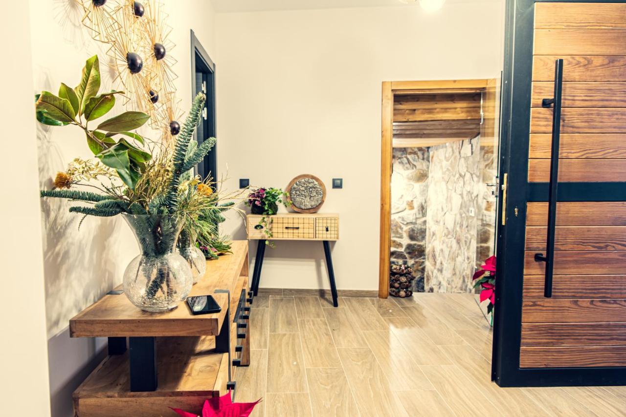 Apartamentos En El Valle Del Jerte Flores Para Angela Cabezuela Del Valle Luaran gambar