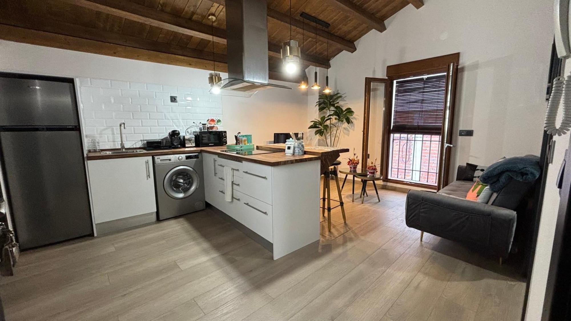 Apartamentos En El Valle Del Jerte Flores Para Angela Cabezuela Del Valle Luaran gambar