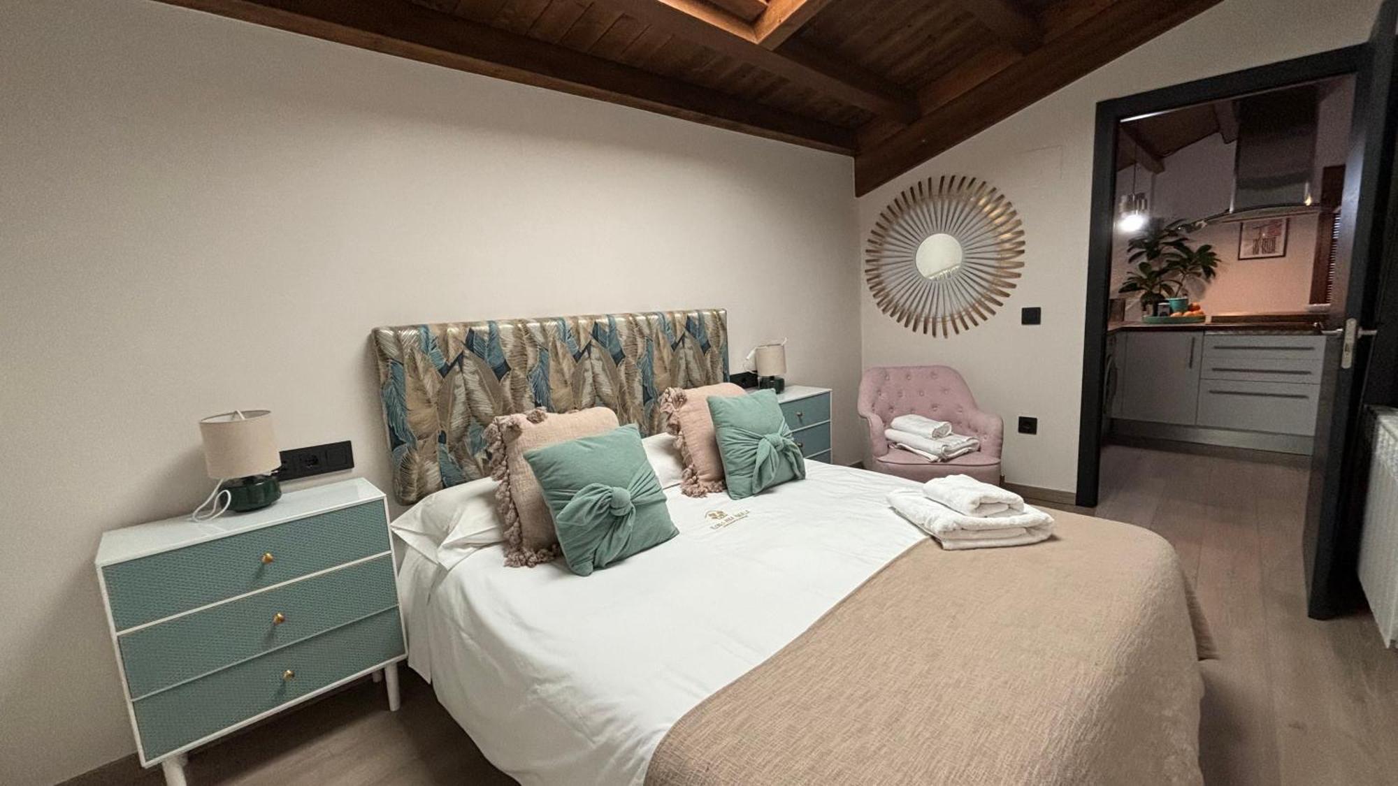 Apartamentos En El Valle Del Jerte Flores Para Angela Cabezuela Del Valle Luaran gambar