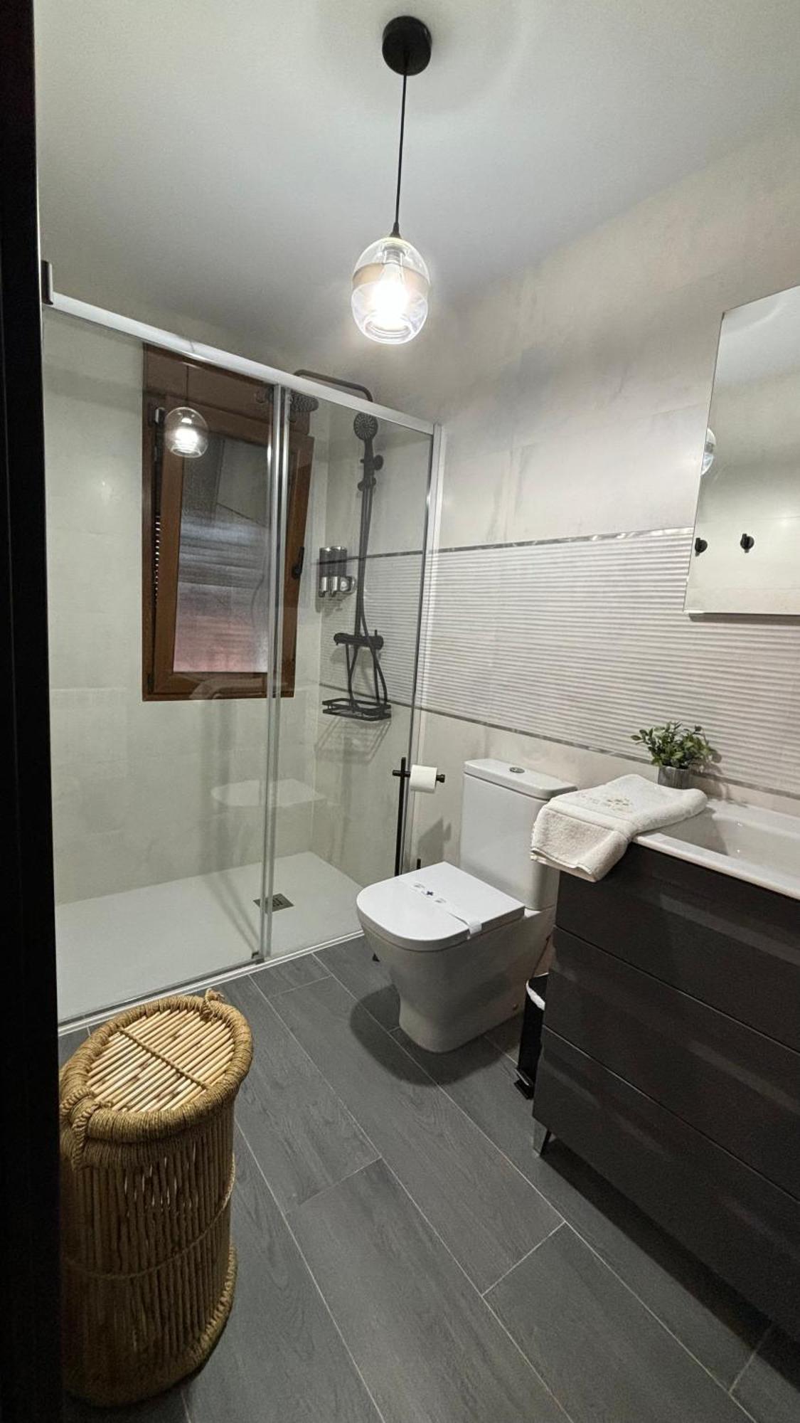 Apartamentos En El Valle Del Jerte Flores Para Angela Cabezuela Del Valle Luaran gambar