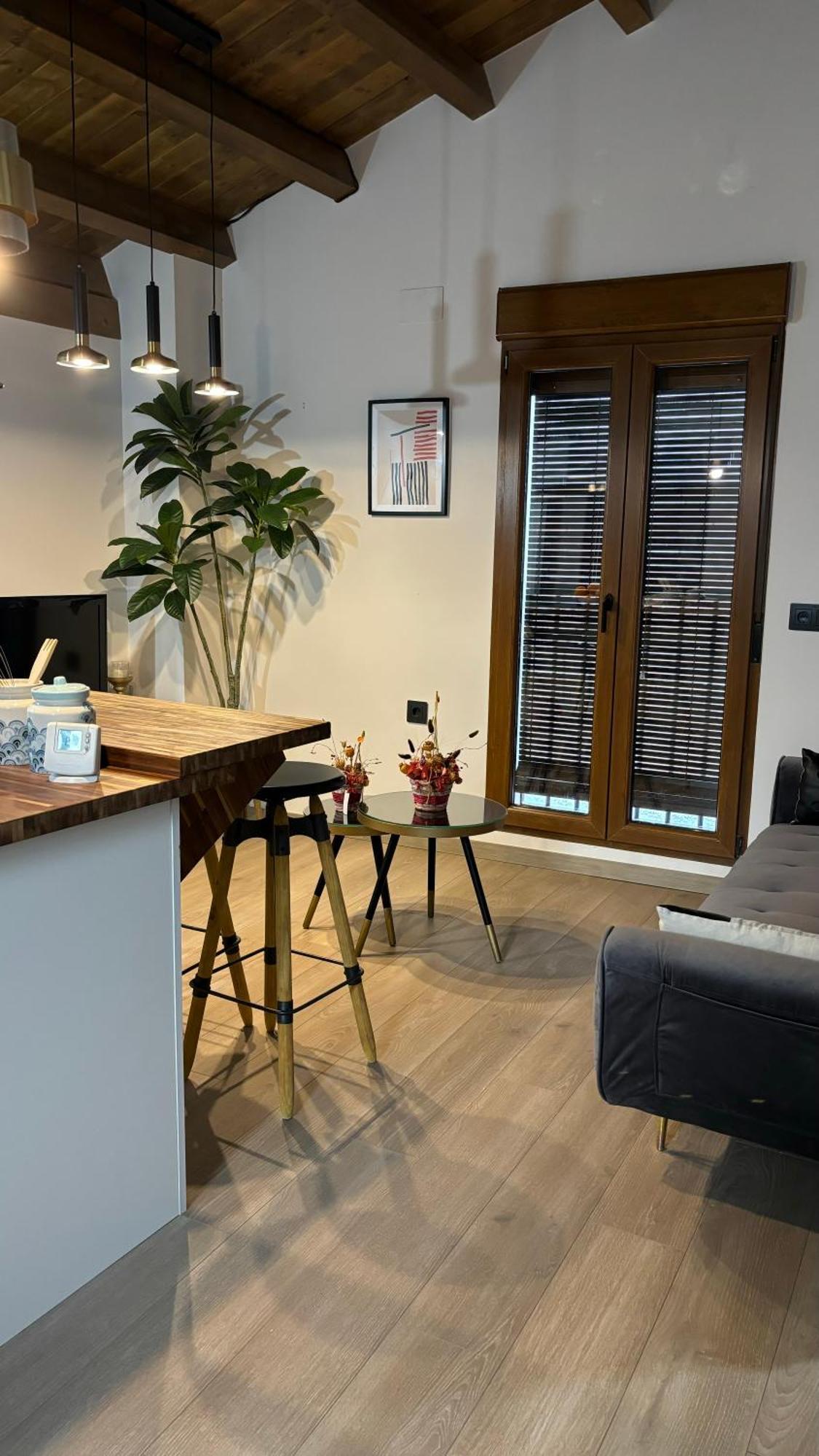 Apartamentos En El Valle Del Jerte Flores Para Angela Cabezuela Del Valle Luaran gambar